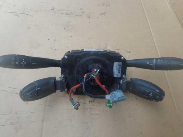 COMMODO CITROEN / PEUGEOT - Vue 1